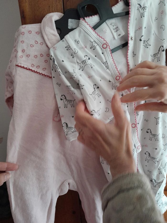 Pyjamas 6 mois - photo numéro 3