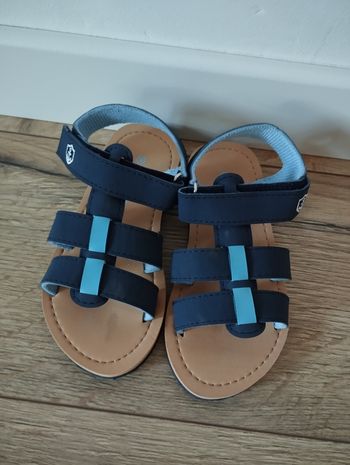 Sandales isotoner