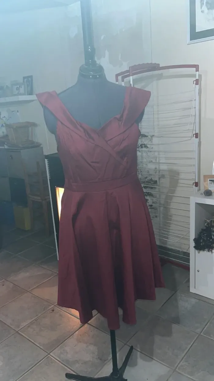 Robe bordeaux