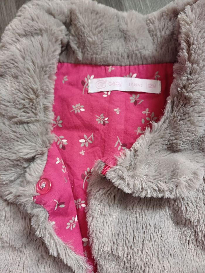 2 vestes sans manches - photo numéro 4