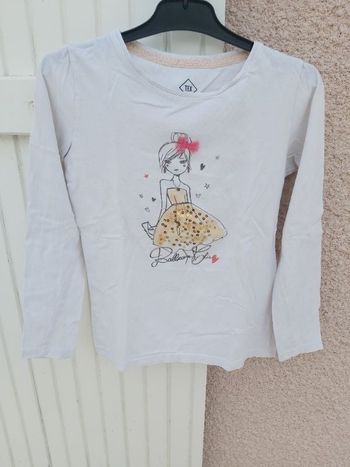 T-shirt blanc avec dessin 10 ans