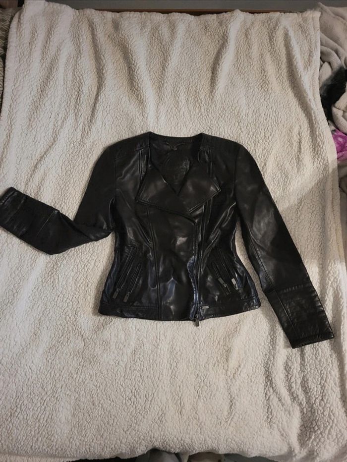 Veste en cuir de mouton noir ! - photo numéro 2