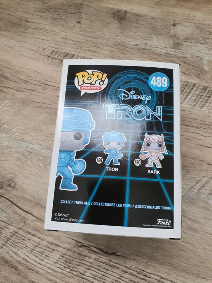 Funko pop tron #489 version chase GITD - photo numéro 4