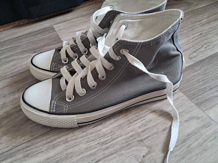 Chaussure à lacets neuve P40 - photo numéro 3