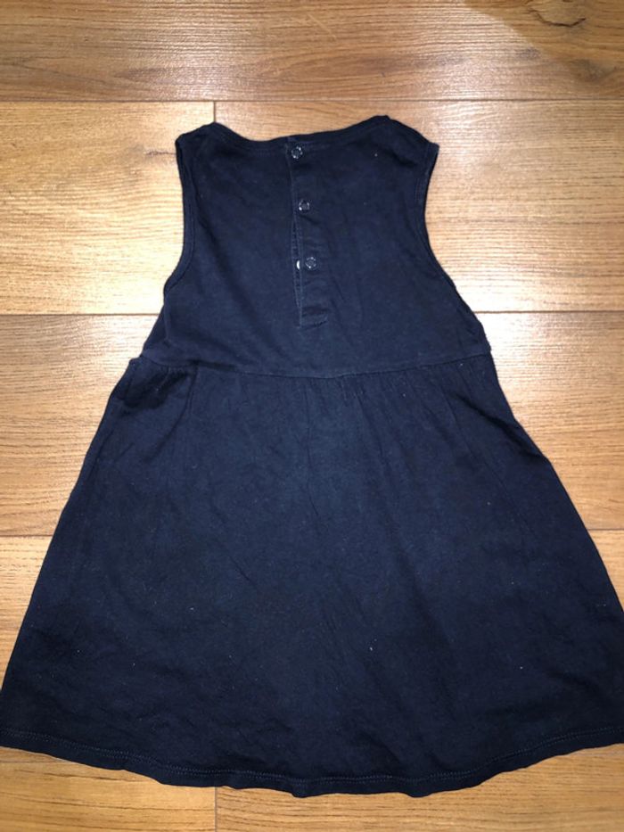 Lot de 2 robes kiabi fille 🌺 taille 24 mois très bon état - photo numéro 6