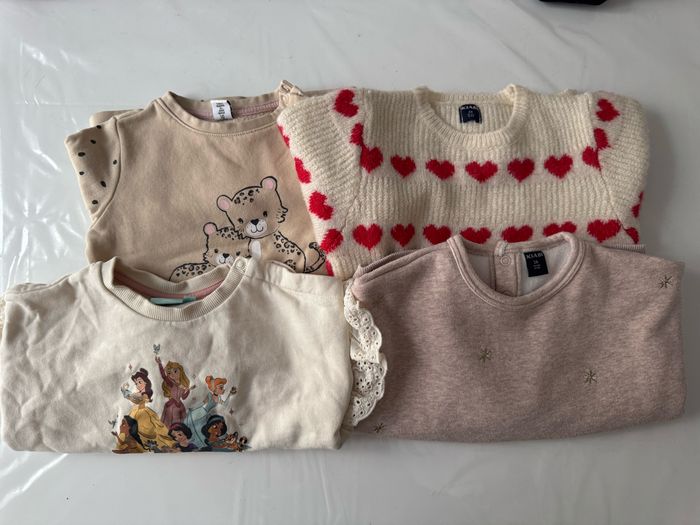 lot de vêtements (2ans)