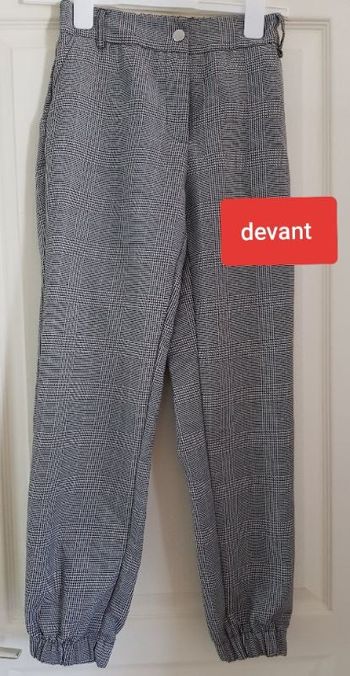 pantalon Prince de Galles noir blanc et rouge, élastique taille et bas jambes