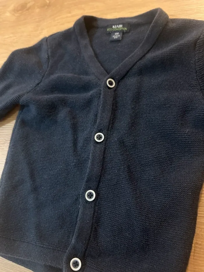 Gilet à boutons bleu marine - photo numéro 2