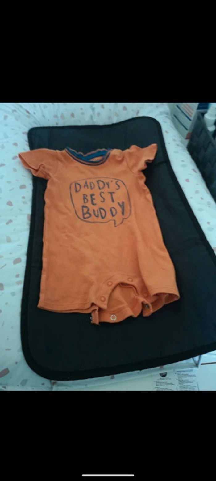 Barboteuse/pyjama 6/9 mois garçon