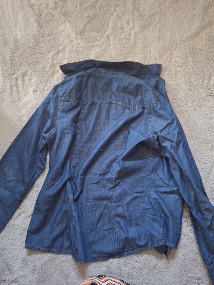 Chemise Clockhouse en très bon état. - photo numéro 5
