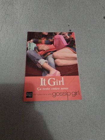 It girl tome 2: ça reste entre nous