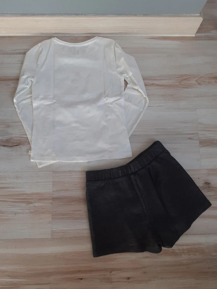 Jupe short + Tshirt manches longues - photo numéro 4