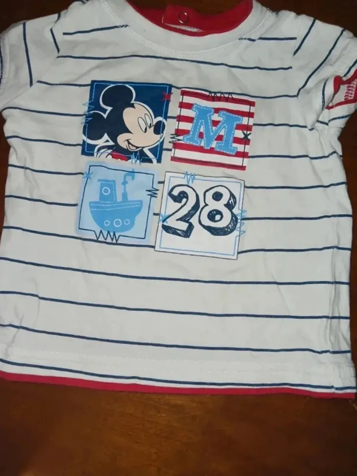 Tee-shirt Mickey 9 mois disney