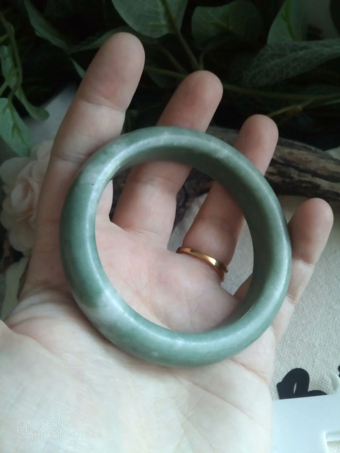 Bracelet en pierre naturelle de jade vert - photo numéro 3