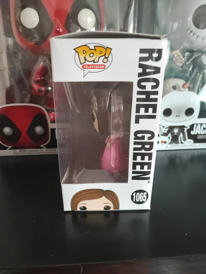 Funko pop friends 1065 Rachel green - photo numéro 2