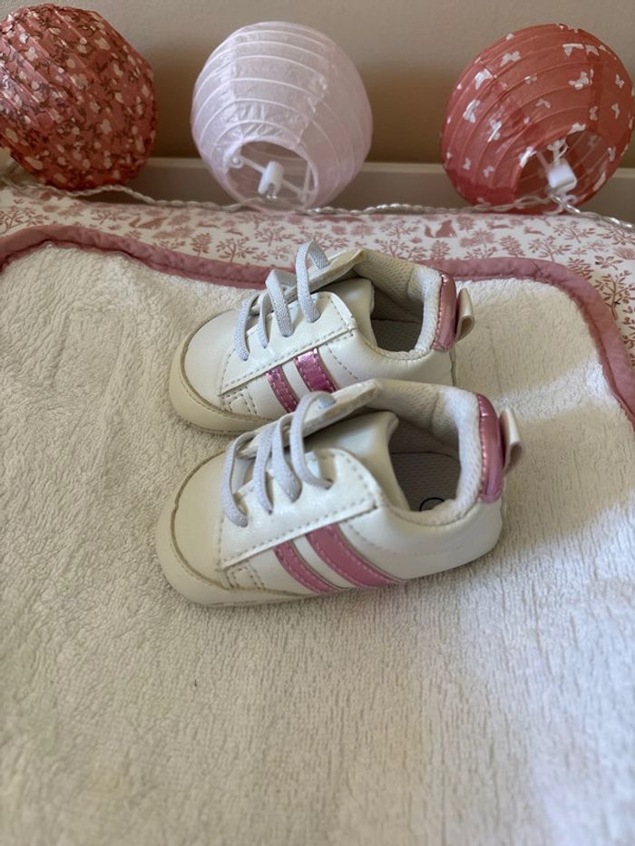 Baskets bébé 3-6 mois - photo numéro 2