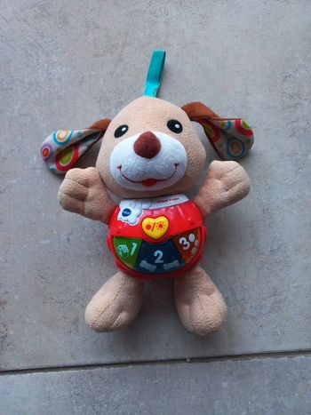 Peluche d'éveil musicale Chant'toutou Vtech