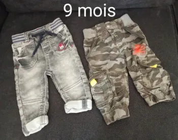 Lot 2 pantalons garçon 9 mois