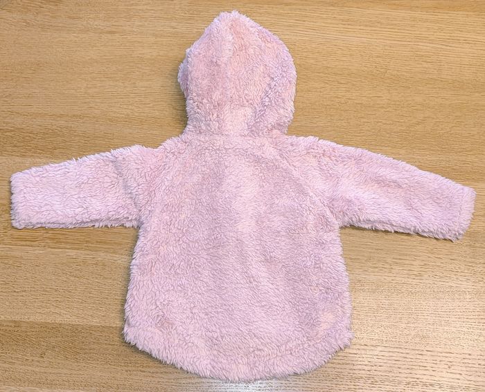 🌸 Pull à capuche "pilou pilou" - Kiabi - 6 mois 🌸 - photo numéro 2