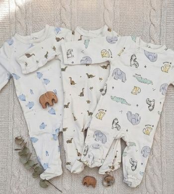 Lot de trois pyjamas