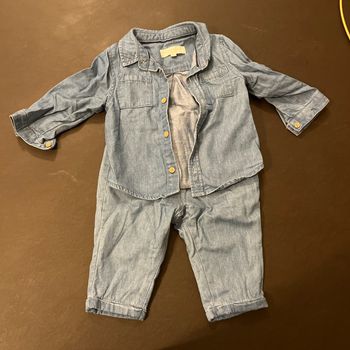 Ensemble en jean cadet rousselle paris taille 6 mois