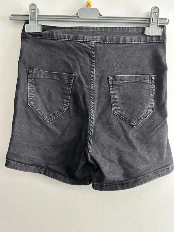 Short - photo numéro 4