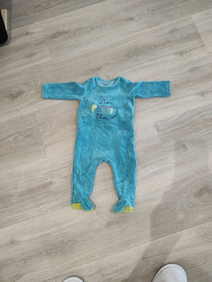 Pyjama une pièce 9 mois