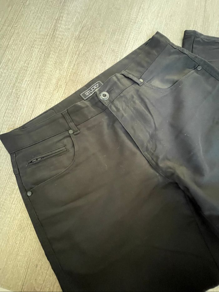 Pantalon noir - photo numéro 4