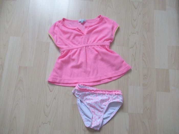 Blouse en éponge + Culotte de bain à fleurs roses 23 mois mes petits cailloux