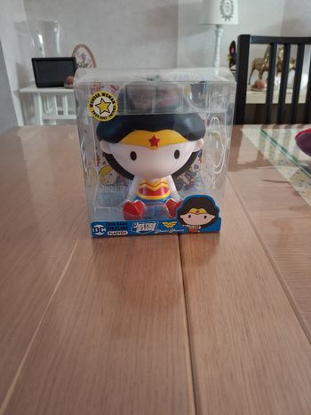 Tirelire pop wonder woman
