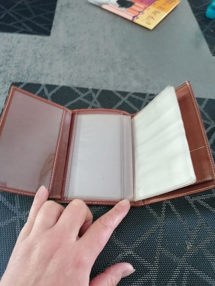 Portefeuille en cuir marron me champagne tbe - photo numéro 4