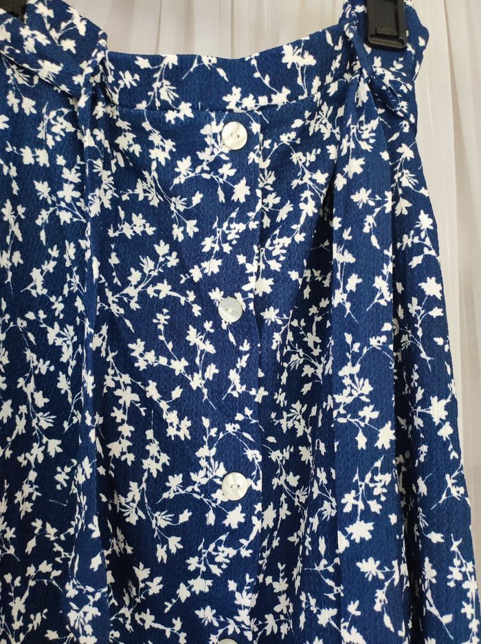 Jupe fleuri Taille 42 Armand Thiery Neuf - photo numéro 3