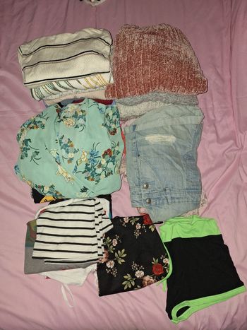 Lot vêtements en xs