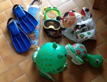 Lot palmes neuves animaux gonflables masques