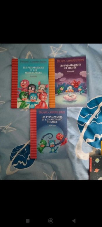 Lot livres CP Pyjamasques