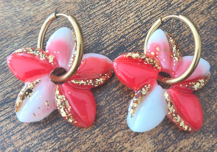 Boucles d'oreilles faites mains - photo numéro 3