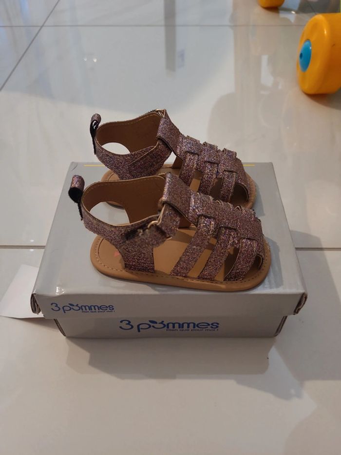 Sandales à paillettes taille 12/18 mois - photo numéro 4