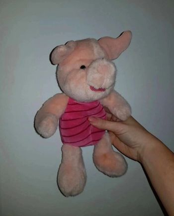 Peluche porcinet disneyland paris