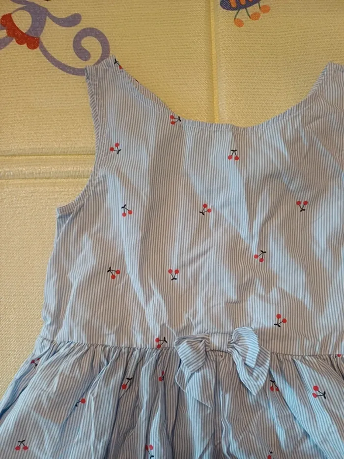 Robe 7 ans - photo numéro 2