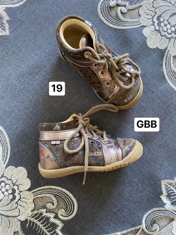 Chaussures marche bébé