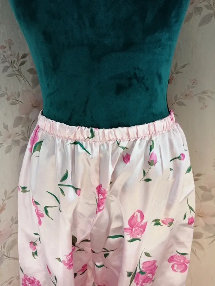 Ensemble de pyjama pantalon à motifs roses et chemise rose en satin / lbp magnet /(42-44) - photo numéro 8