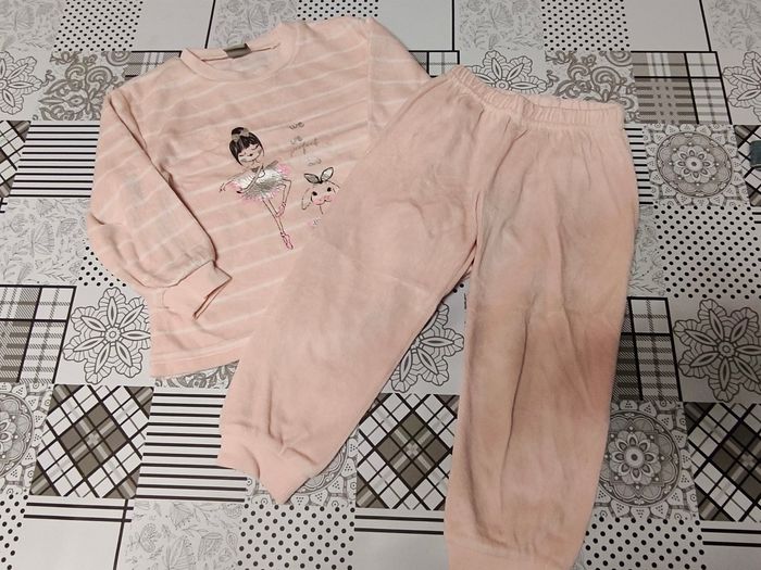 Lot vêtements fille 4 ans - photo numéro 5