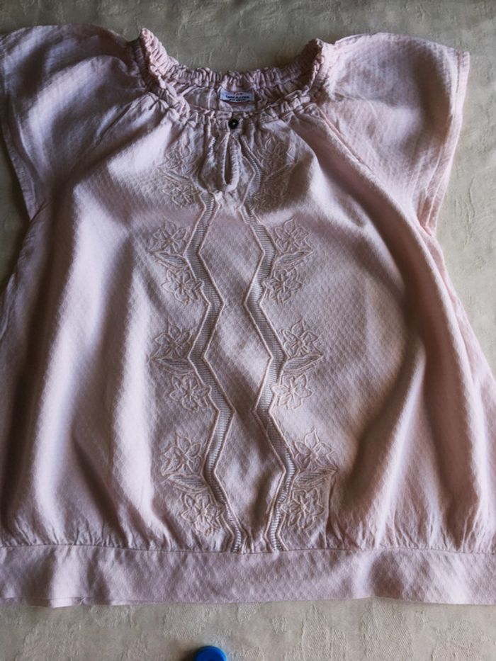 Très joli Haut - 8 ans