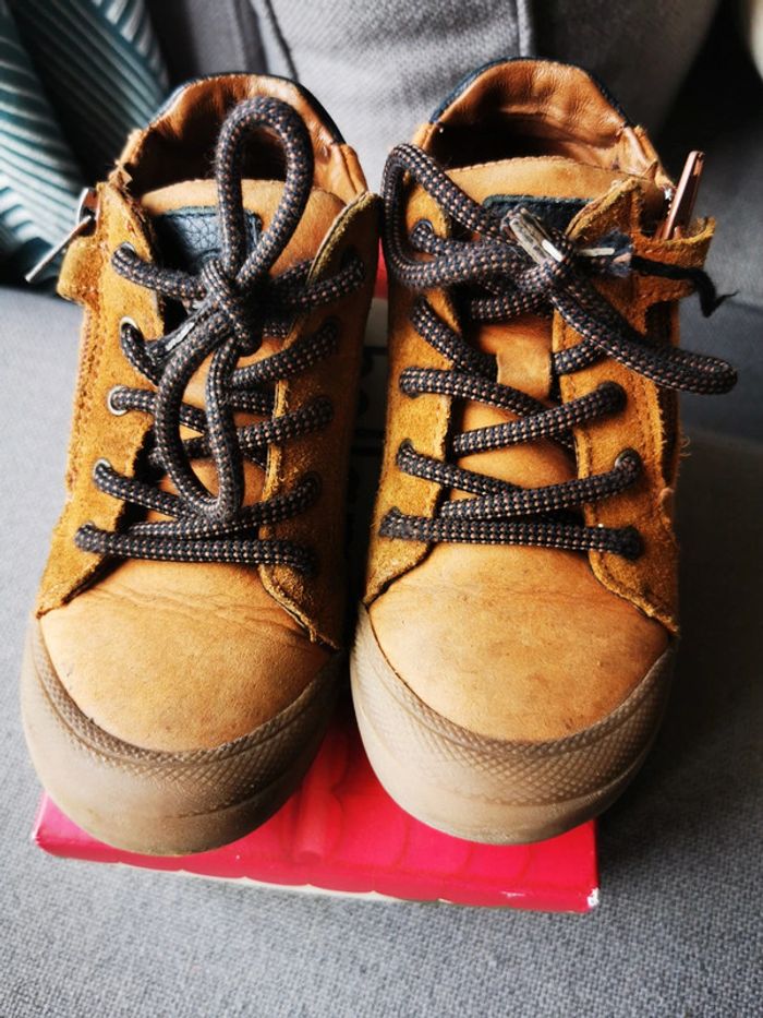 Chaussures Bellamy beco beige taille 27 - photo numéro 2