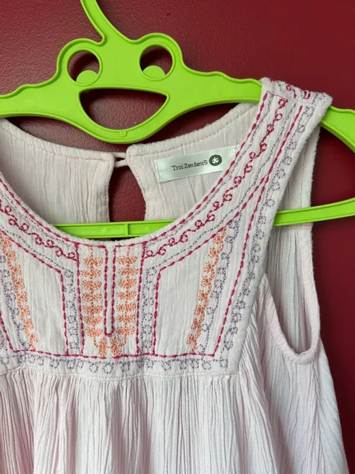 Robe fille troizenfants 4 ans - photo numéro 3