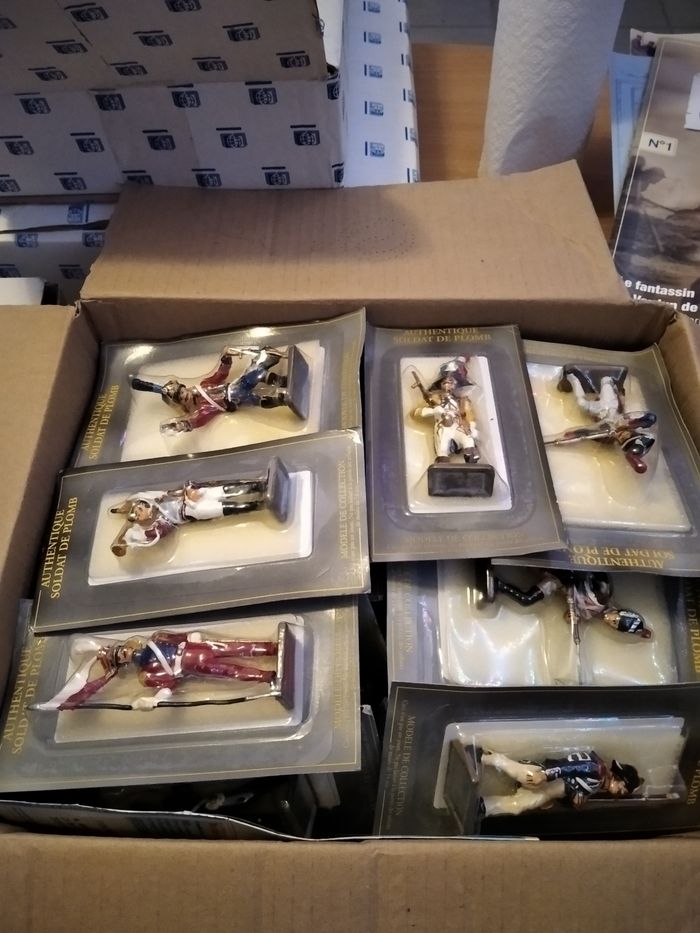 Soldats de plomb collections de la grande Armée de Napoléon et Glorieux cavaliers Napoléon