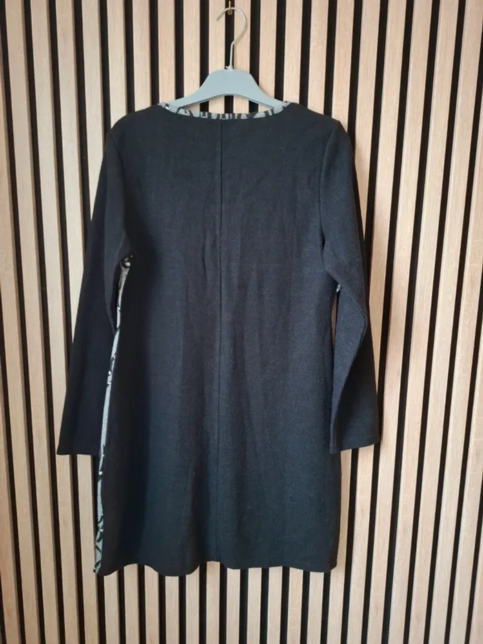 Robe hiver   patchwork  vintage noir et gris
 T 38 - photo numéro 11