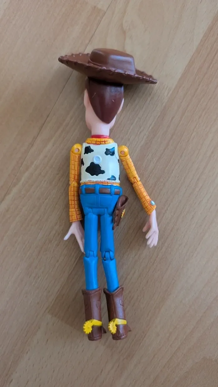 Disney Pixar toybox Woody #2 - photo numéro 2