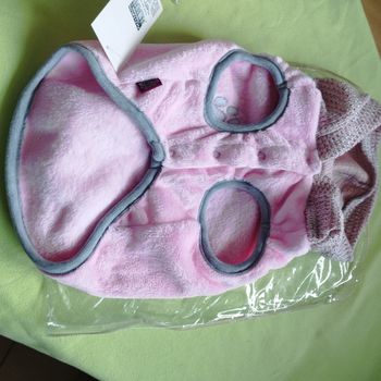 Manteau à capuche 34cm Neuf