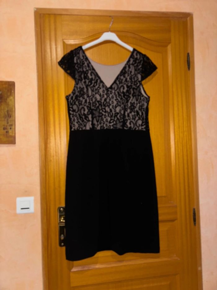 Robe taille 42 - photo numéro 2